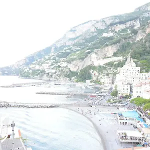 casa-della-luna-amalfi.hotels-amalfi.com/